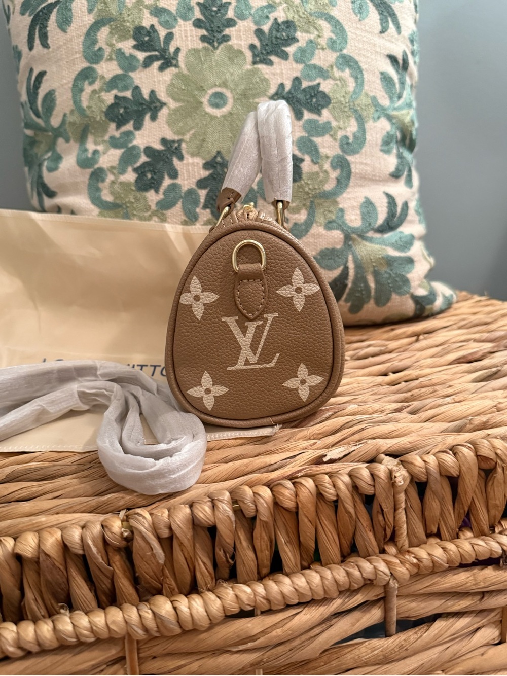 L V Tan & White Nano Speedy Crossbody - Picture 4 of 5
